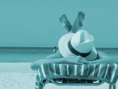 Co ma waga do tabeli, czyli analiza poziomu zadowolenia klientów biura podróży?